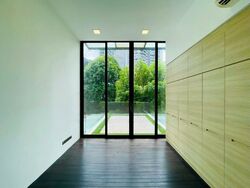 Cairnhill Road (D9), Terrace #470457071